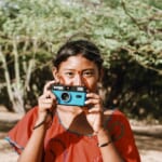 小さな瞳が捉える気候危機の最前線。先住民族の子どもたちにカメラを渡してみたら？ width=