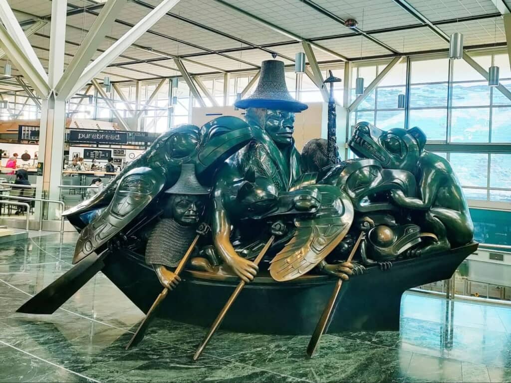 The Spirit of Haida Gwaii: The Jade Canoe バンクーバー国際空港(国際ターミナル) 1996年制作